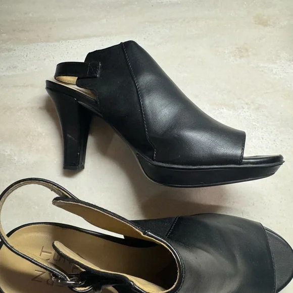 Naturalizer Heels DAWN 8 Women’s Black Leather Strap Open Toe Booties - Picture 6 of 11